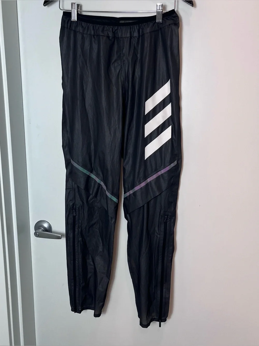adidas lightweight black